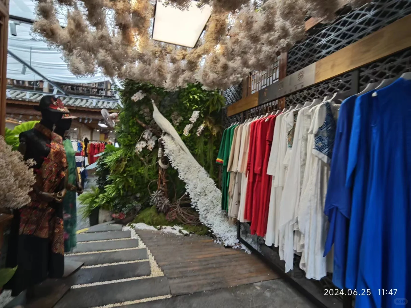 雀云裳  招聘服装店员