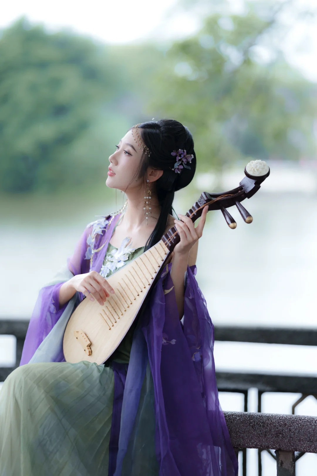 紫色鸢尾 / 汉服/ 写真 / 第二组