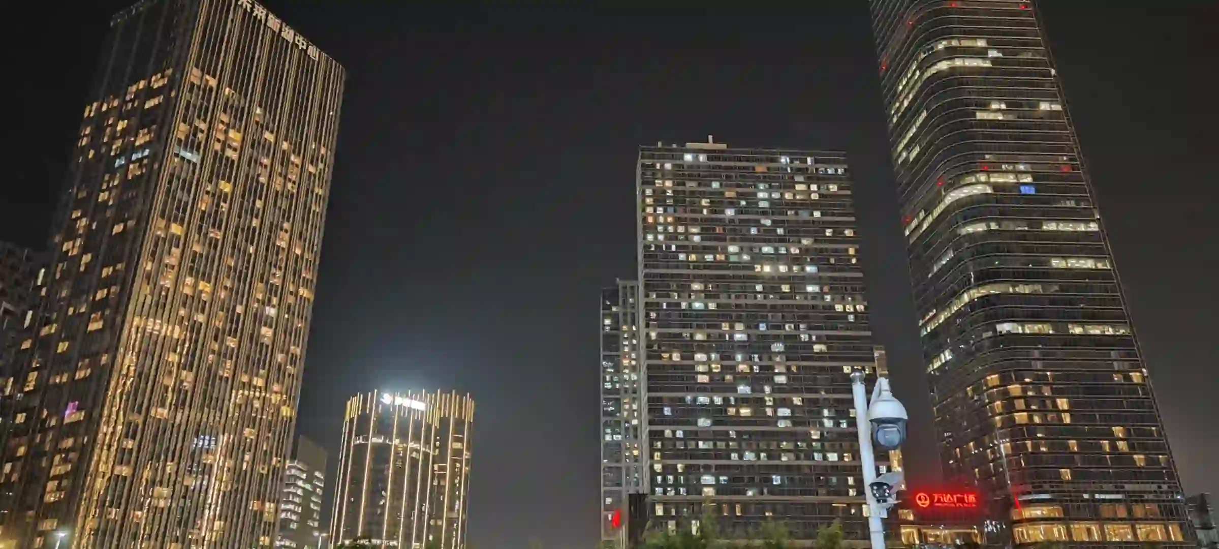 杭州有没有找工作的哇，有三个工作内推