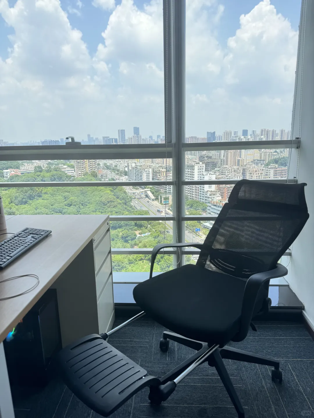 小而美的公司招！聘！啦！！！