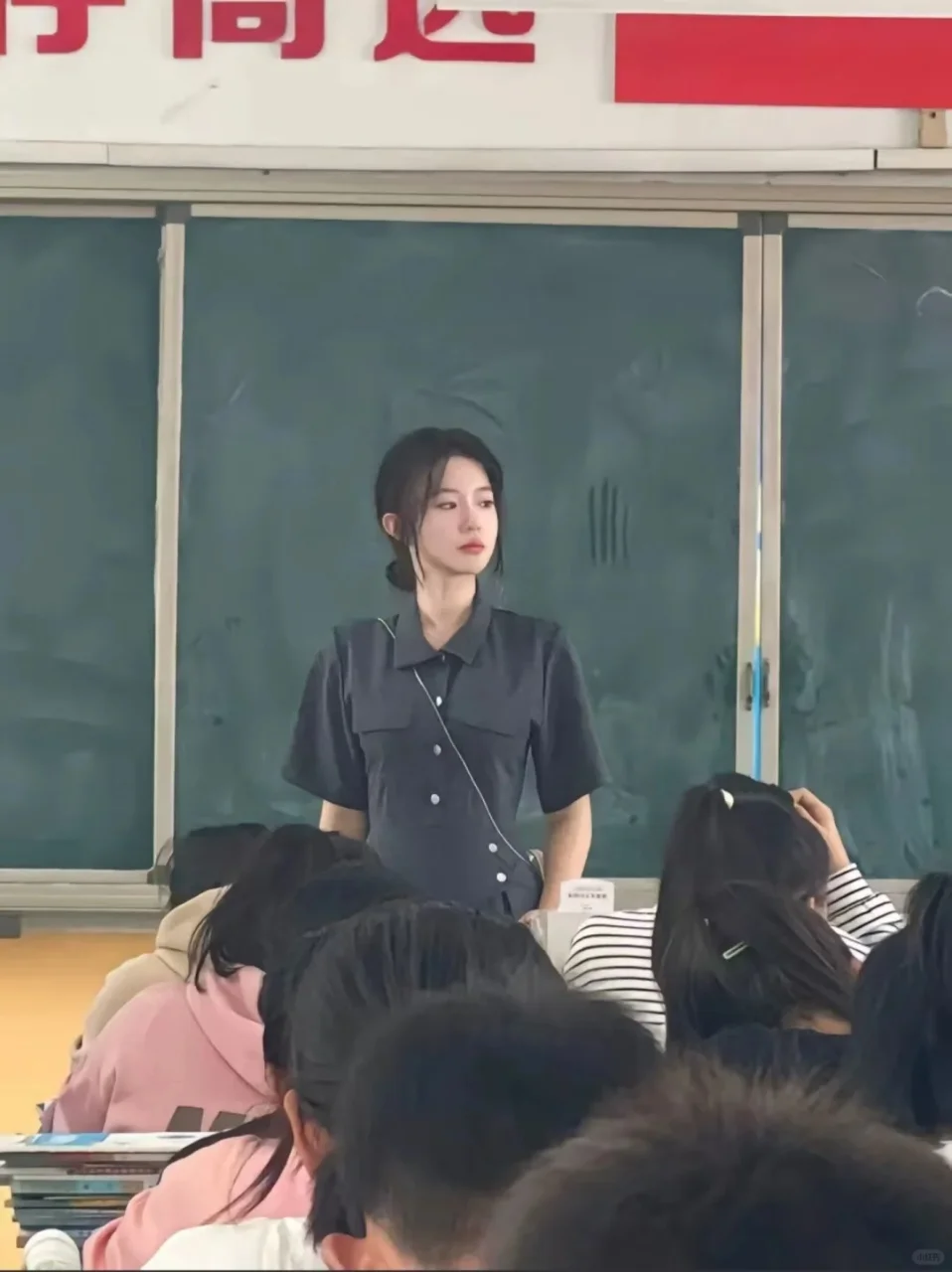 6k就6k吧，去大专当老师啦！