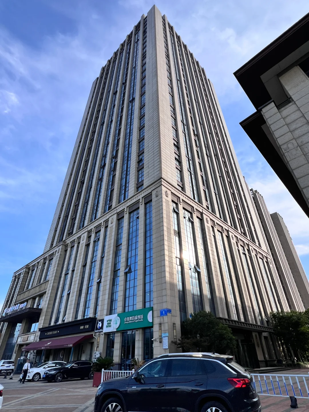 江阴底薪5000周末双休的神仙工作被我找到啦