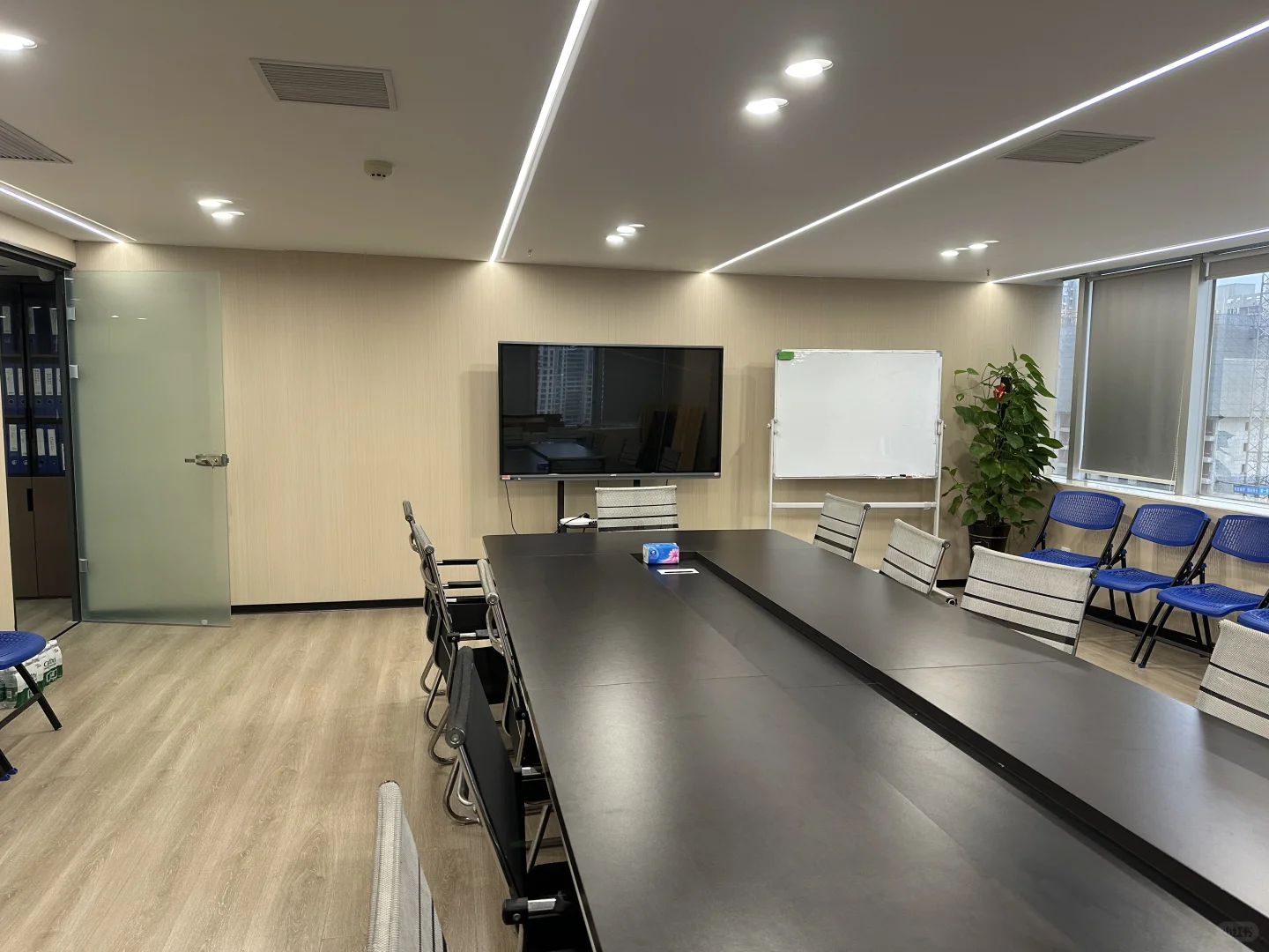 这是一条特别特别正经的招聘信息！！！