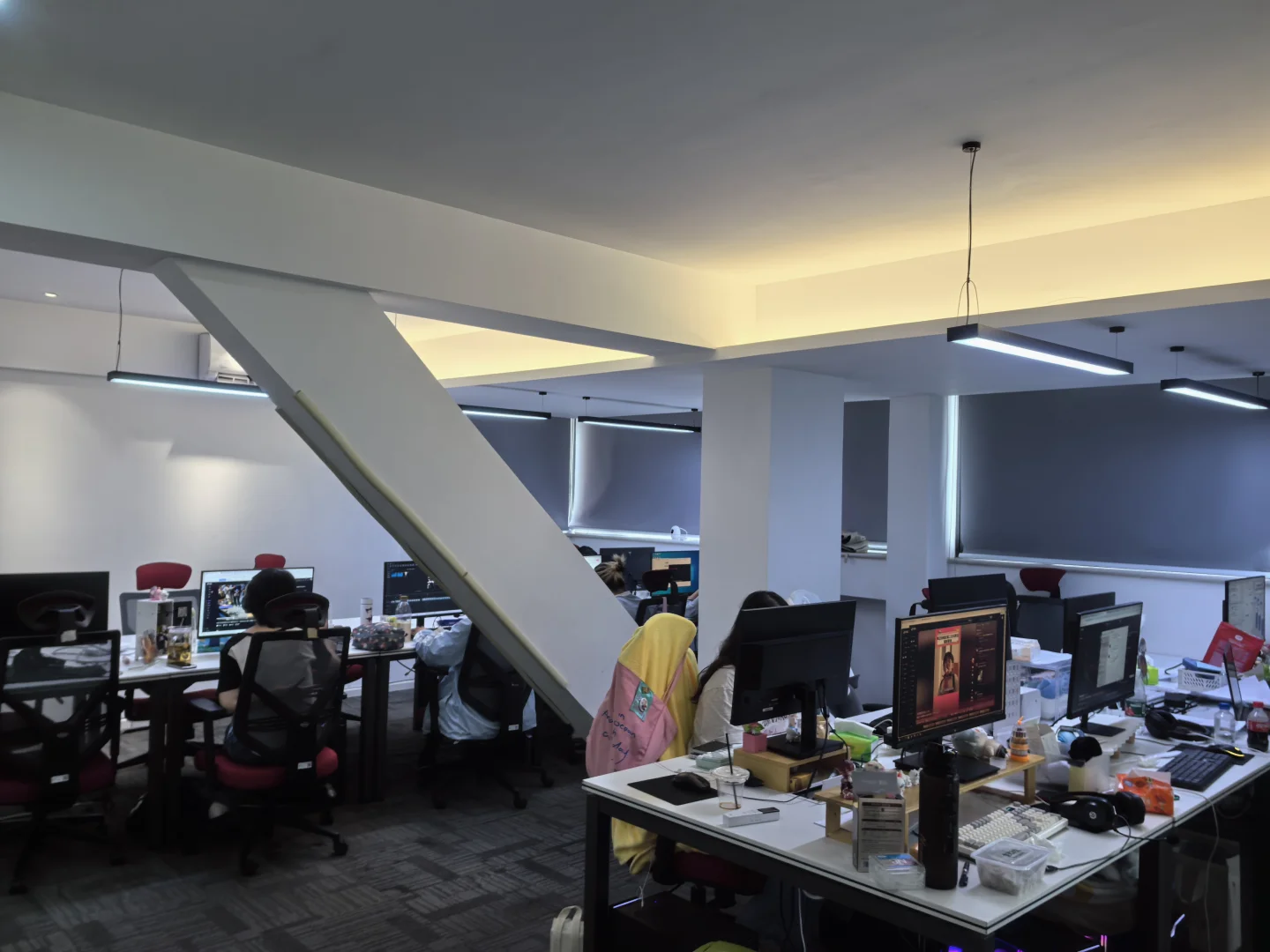 二次元八卦娱乐传媒公司招人拉