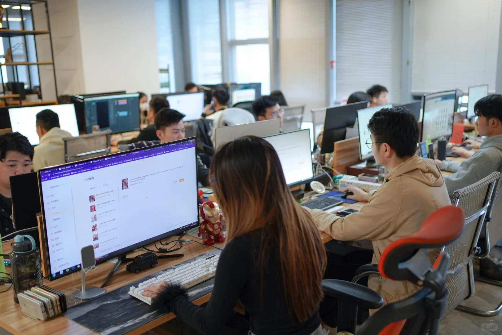 直播公司都这么卷吗？工资都能提前预付