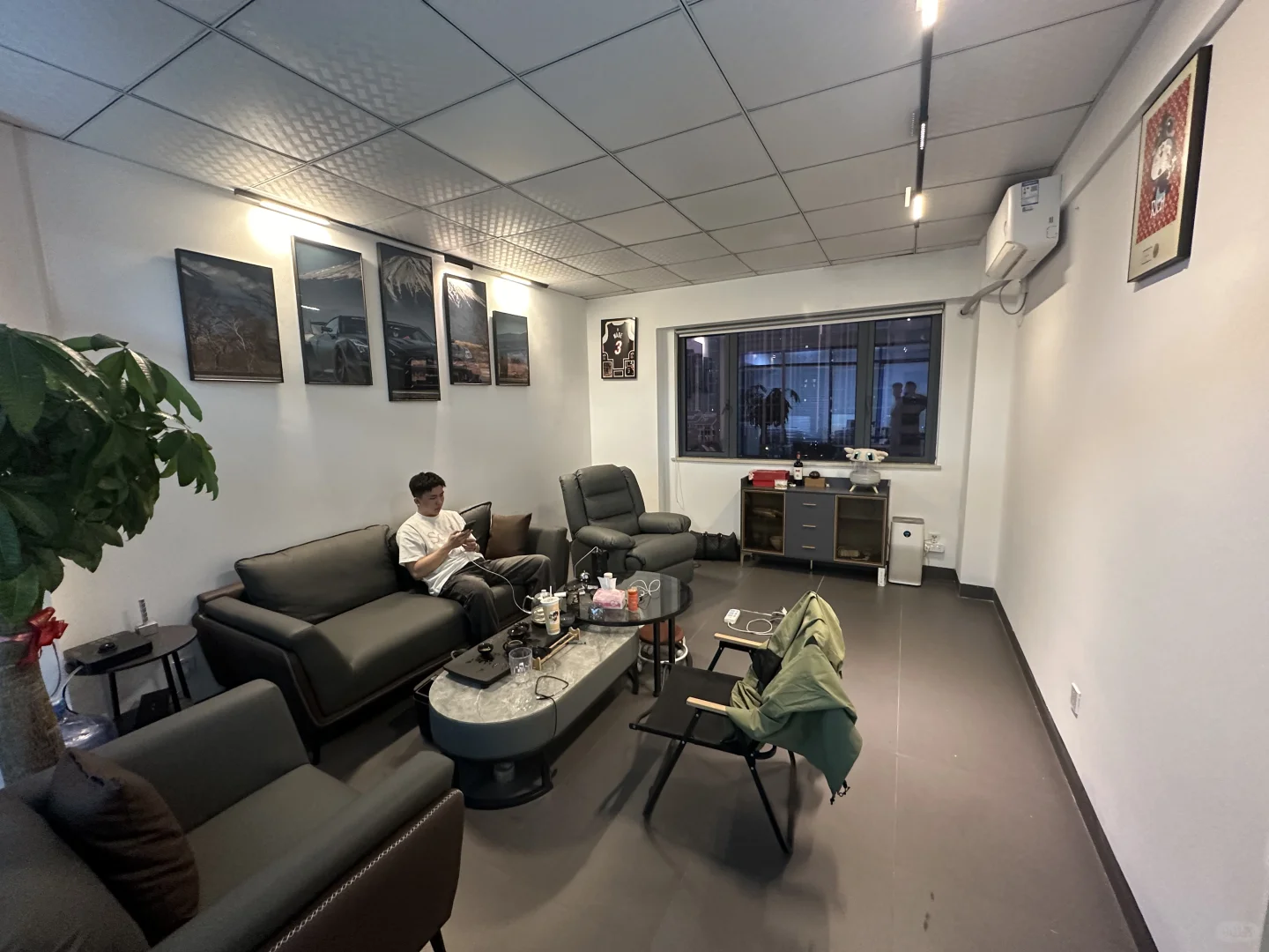 招主播啦！！开埃尔法接你那种别管了