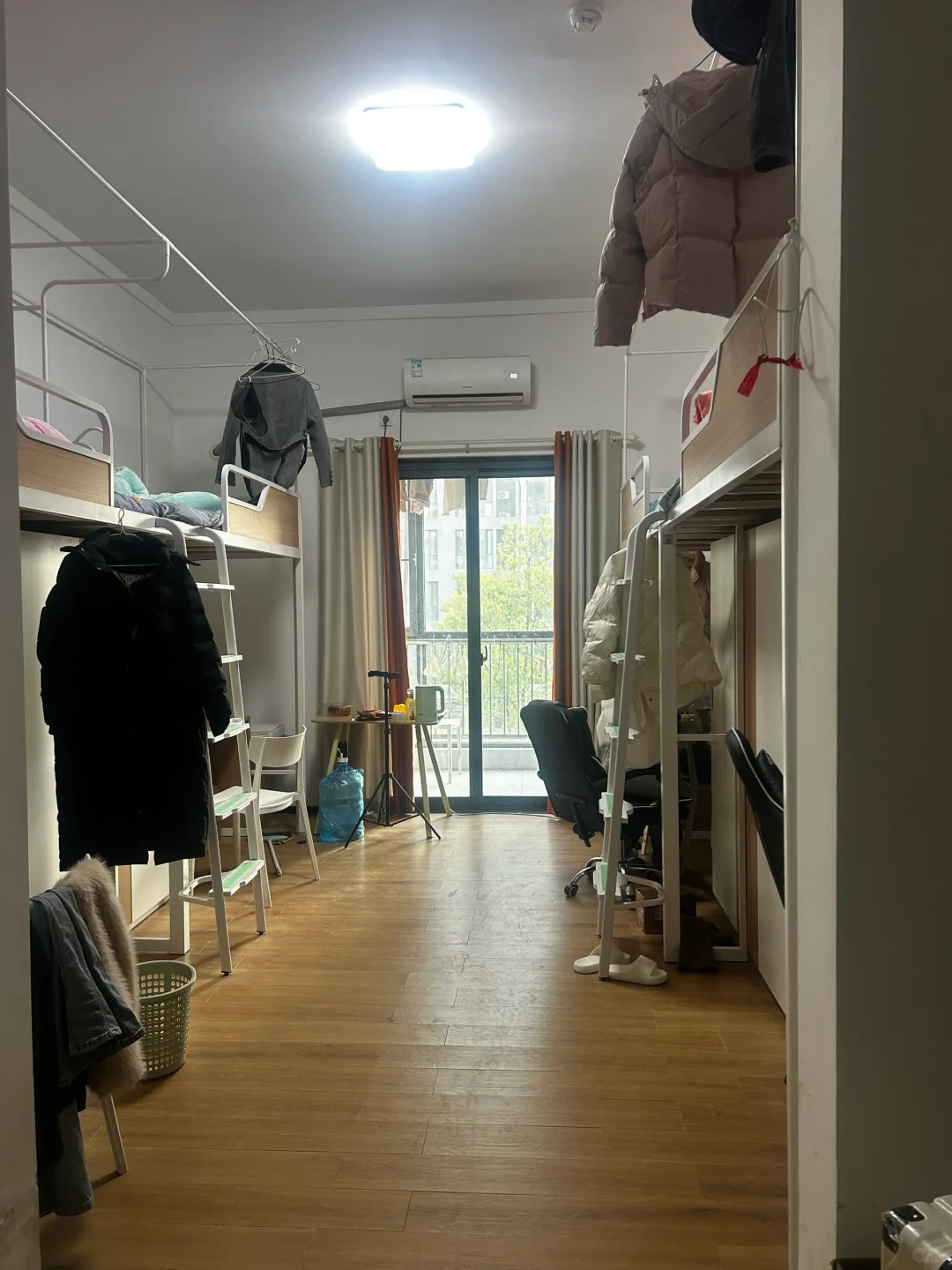 本人在常州开了个小厂，近期持续招聘