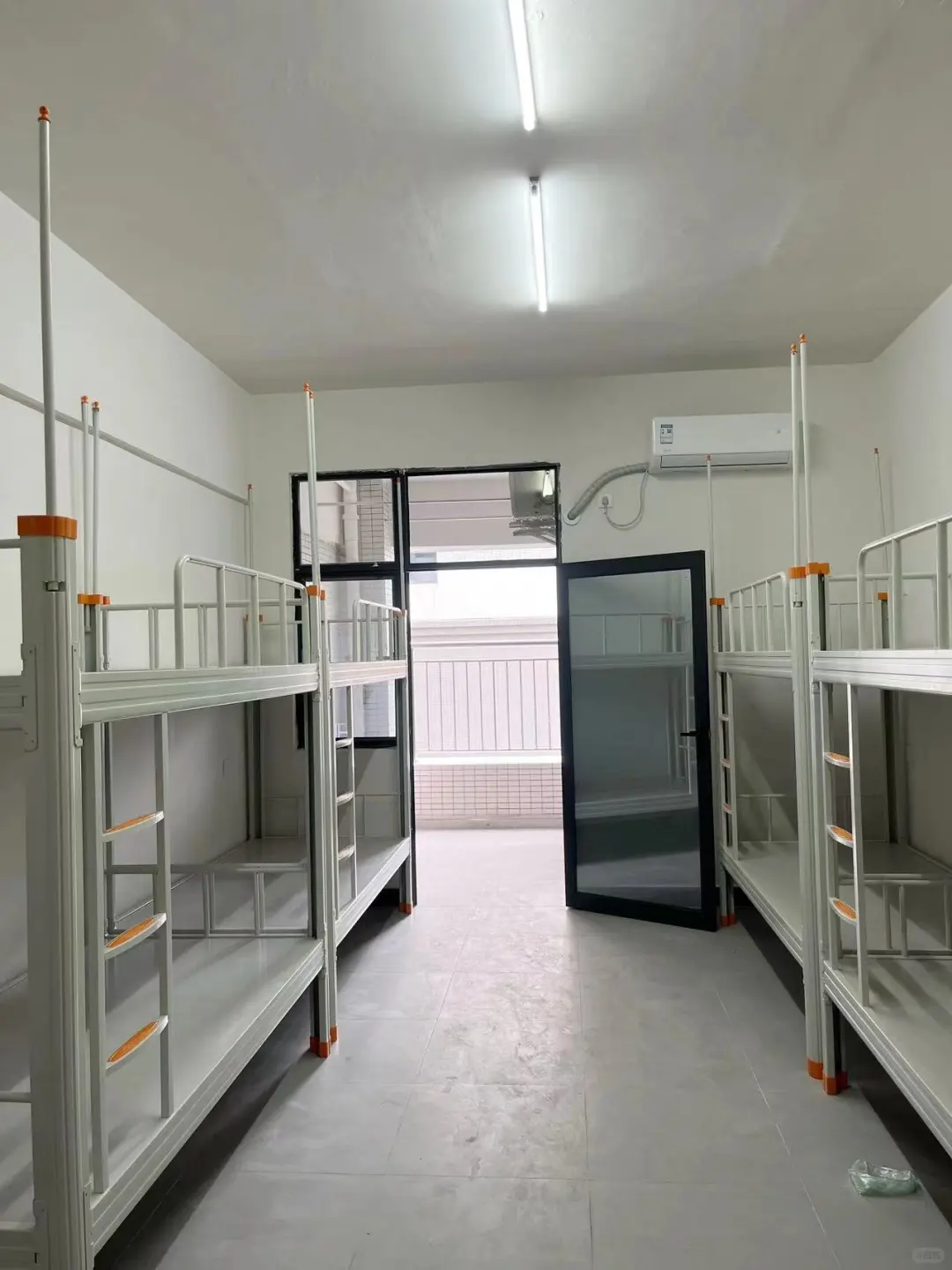 招聘办公室文员啦