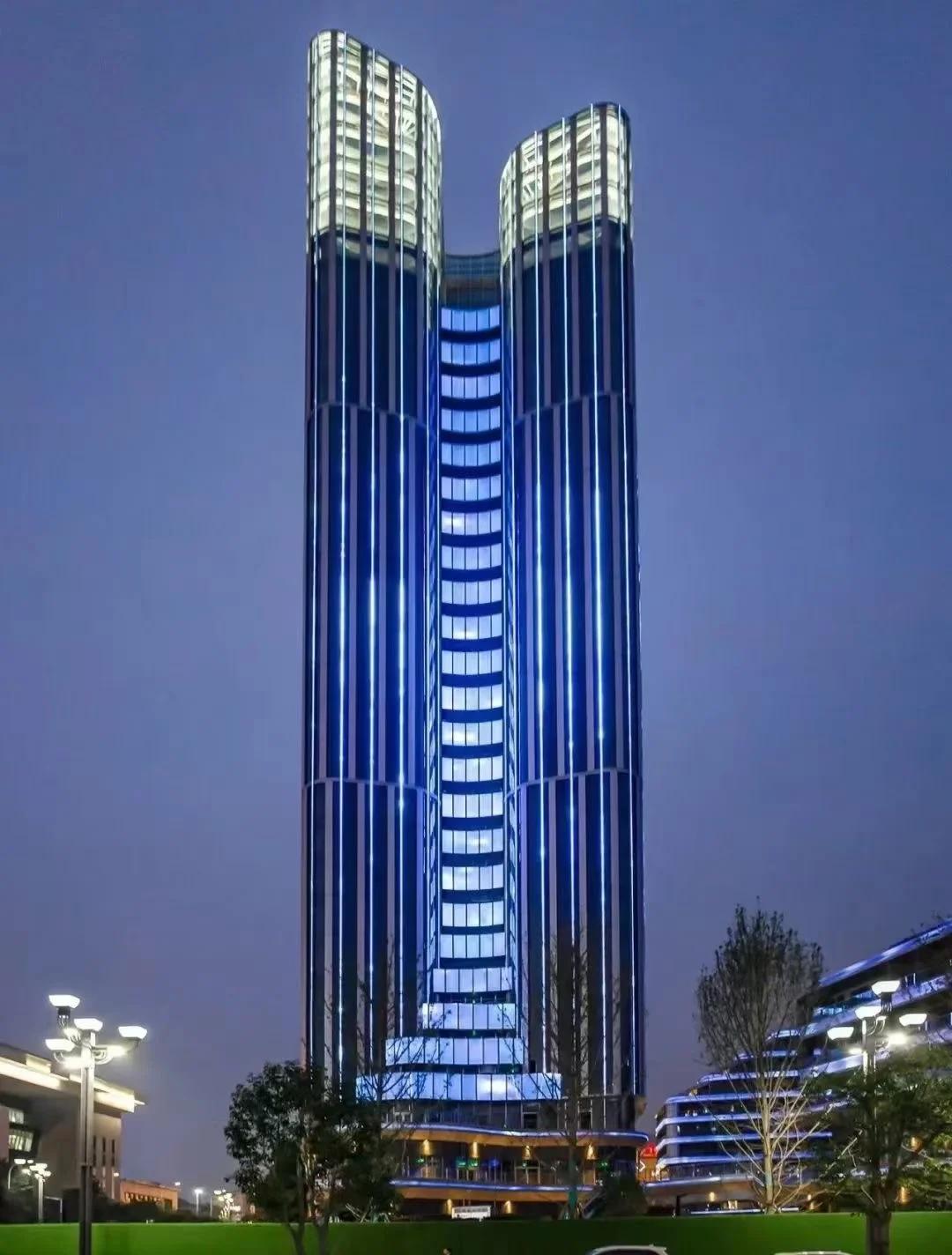 宜宾！找工作！南岸三江明珠这里招人啦！ 港交