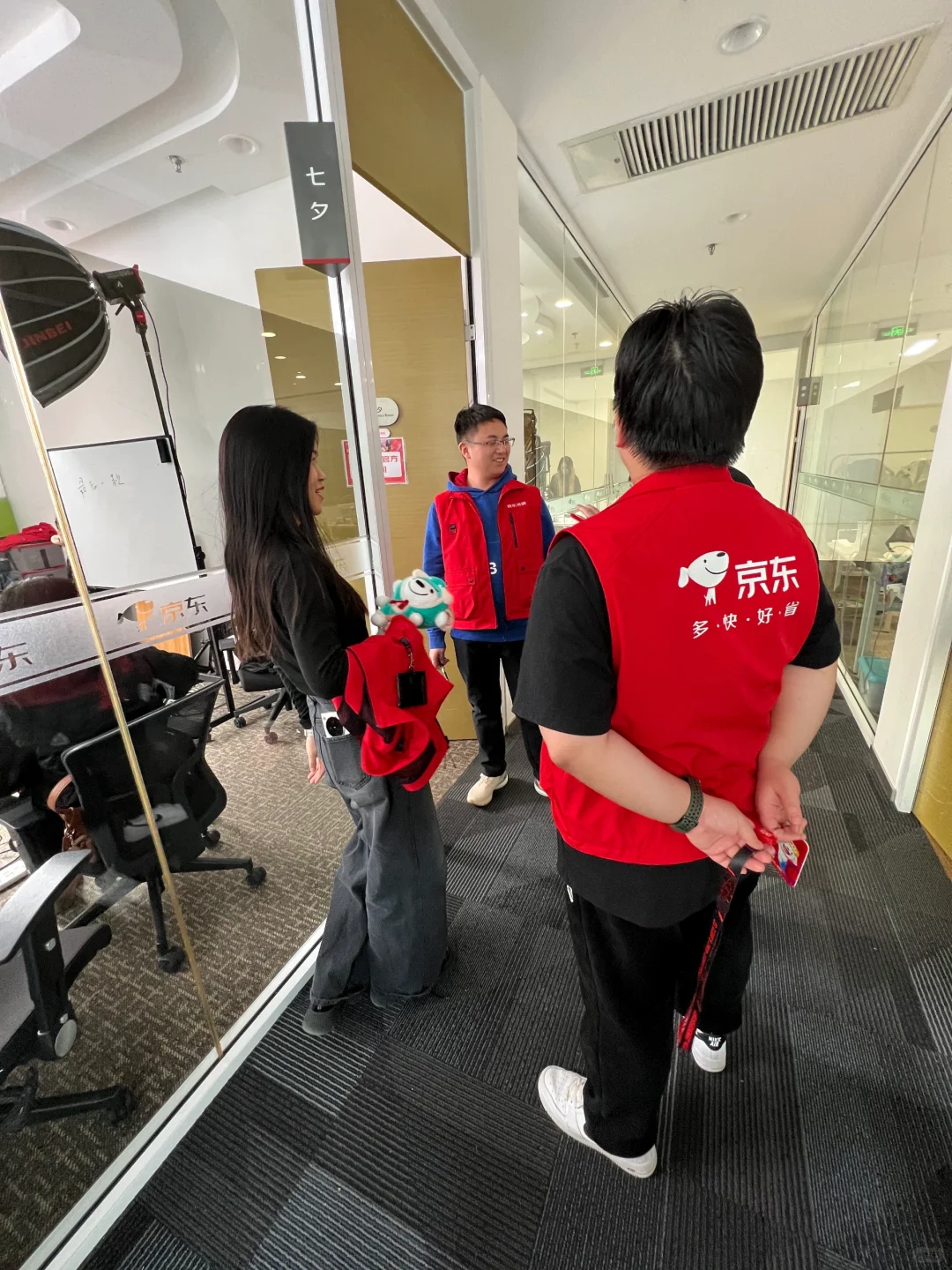 听我的，找工作一定要找离💰近的岗位！