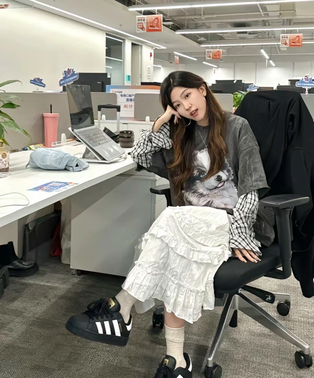 文员 无需经验 月入8k 不加班