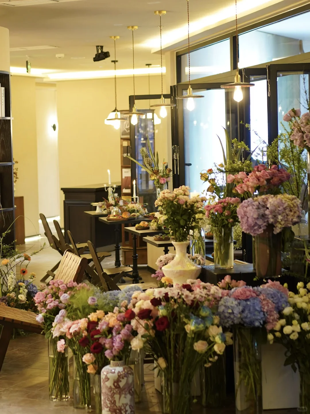 招聘一个前台姐妹