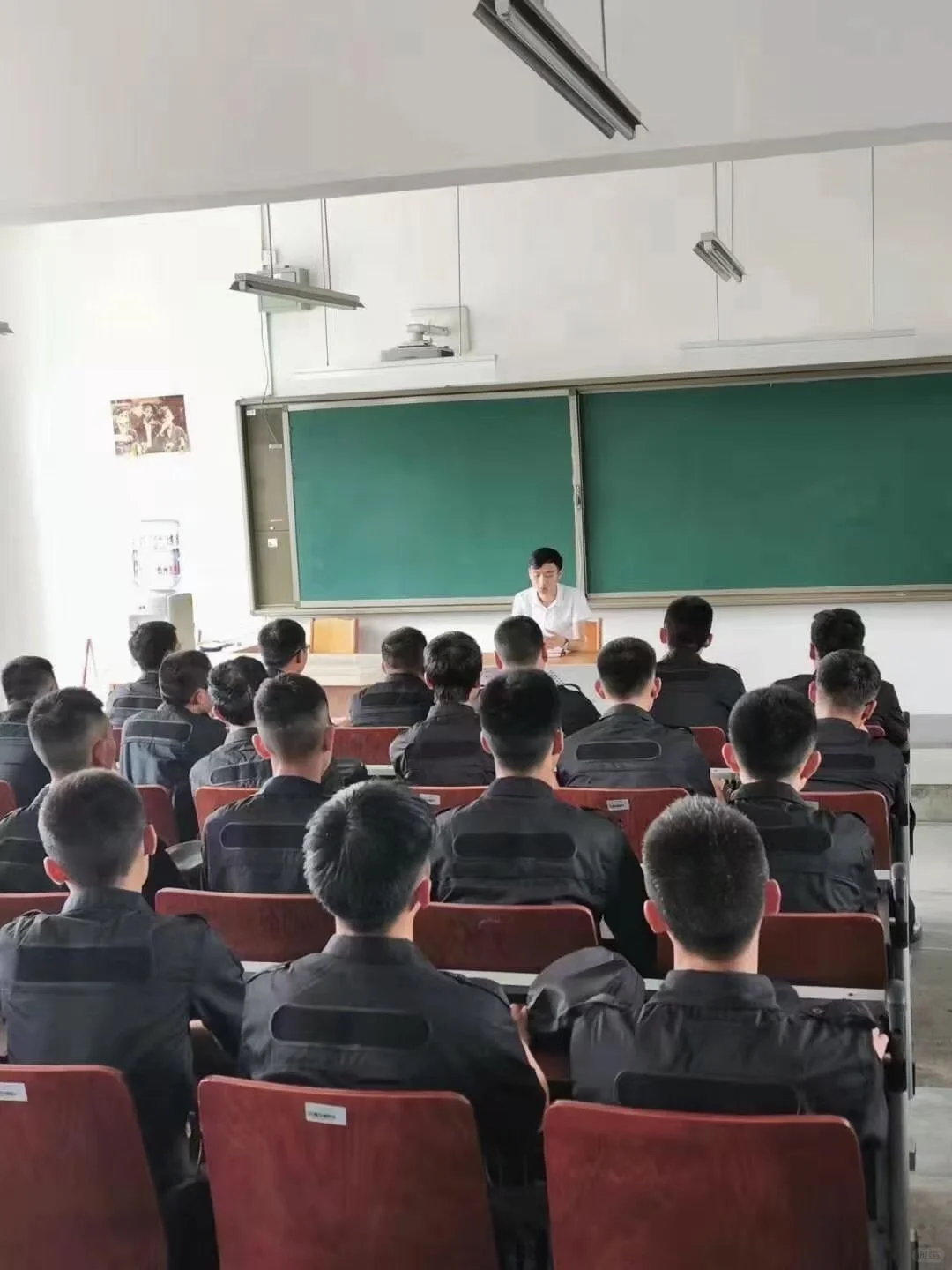 不要犹豫、就等你加入了