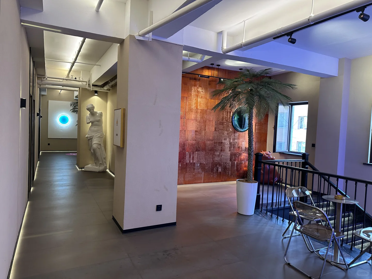 北垣街烟云棋牌招聘保洁一名 1负责每个包间