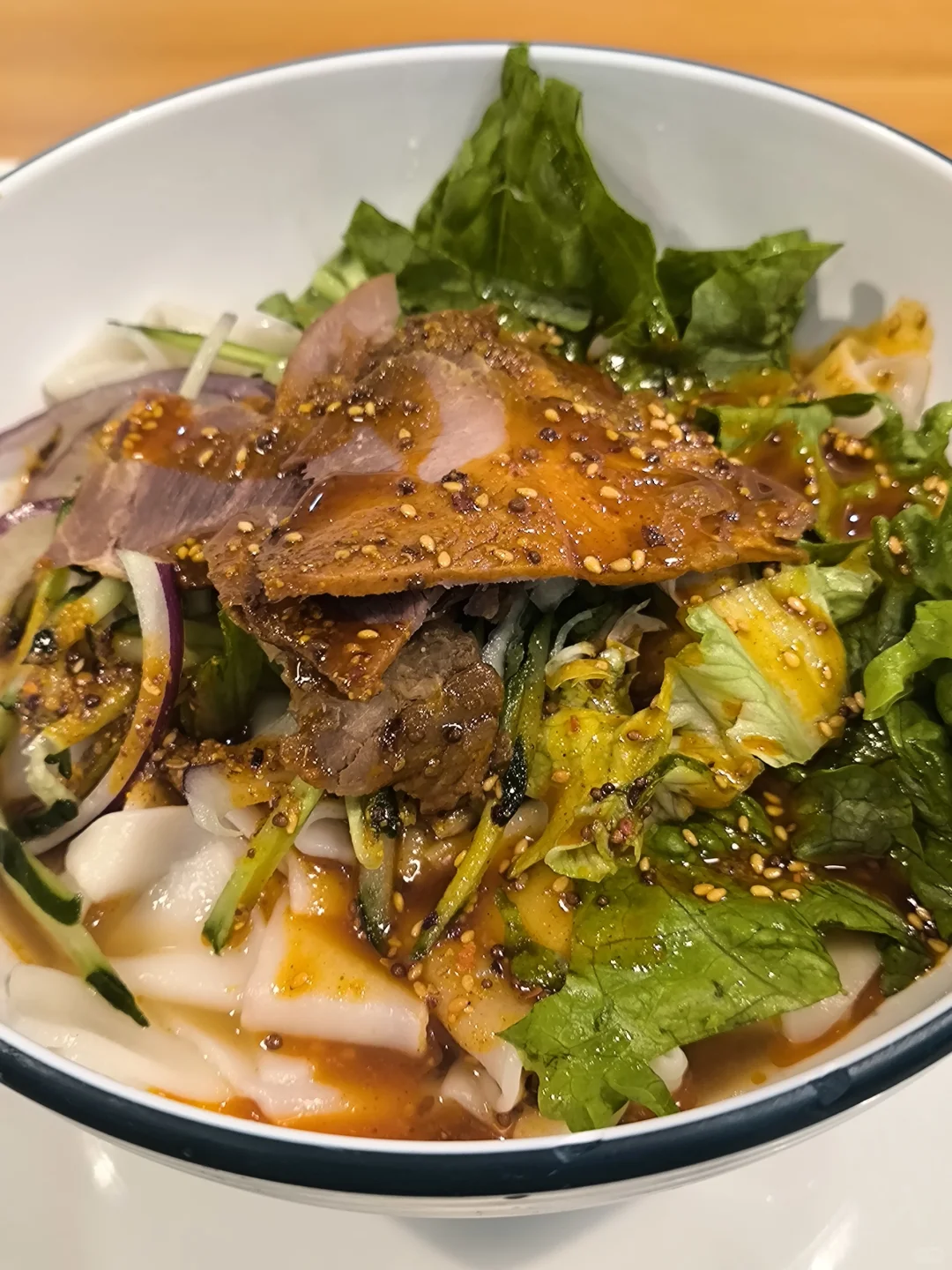 是谁在猪厂一边内推一边干饭