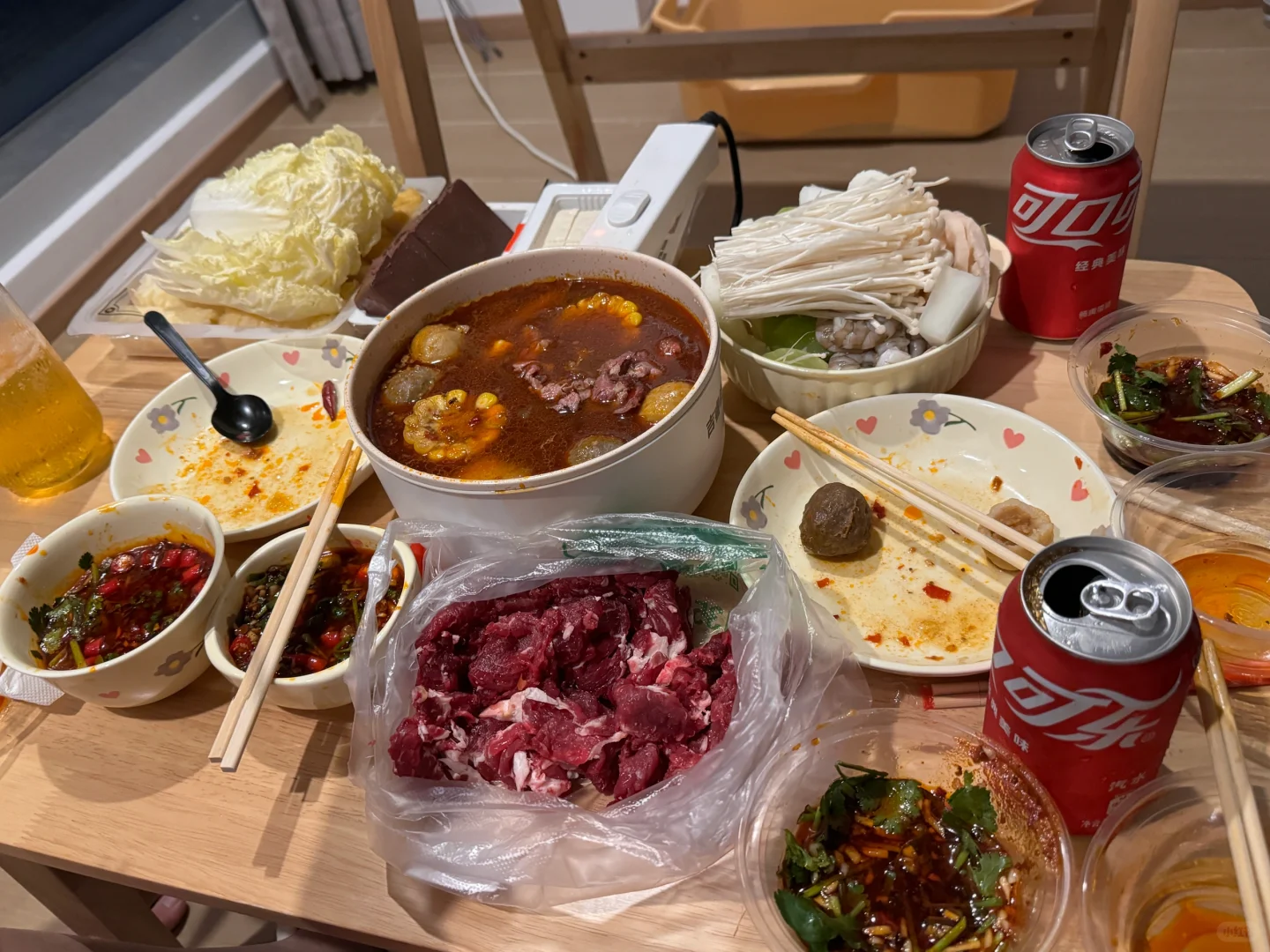 招聘招聘！！娱乐公司 可以见到明星！