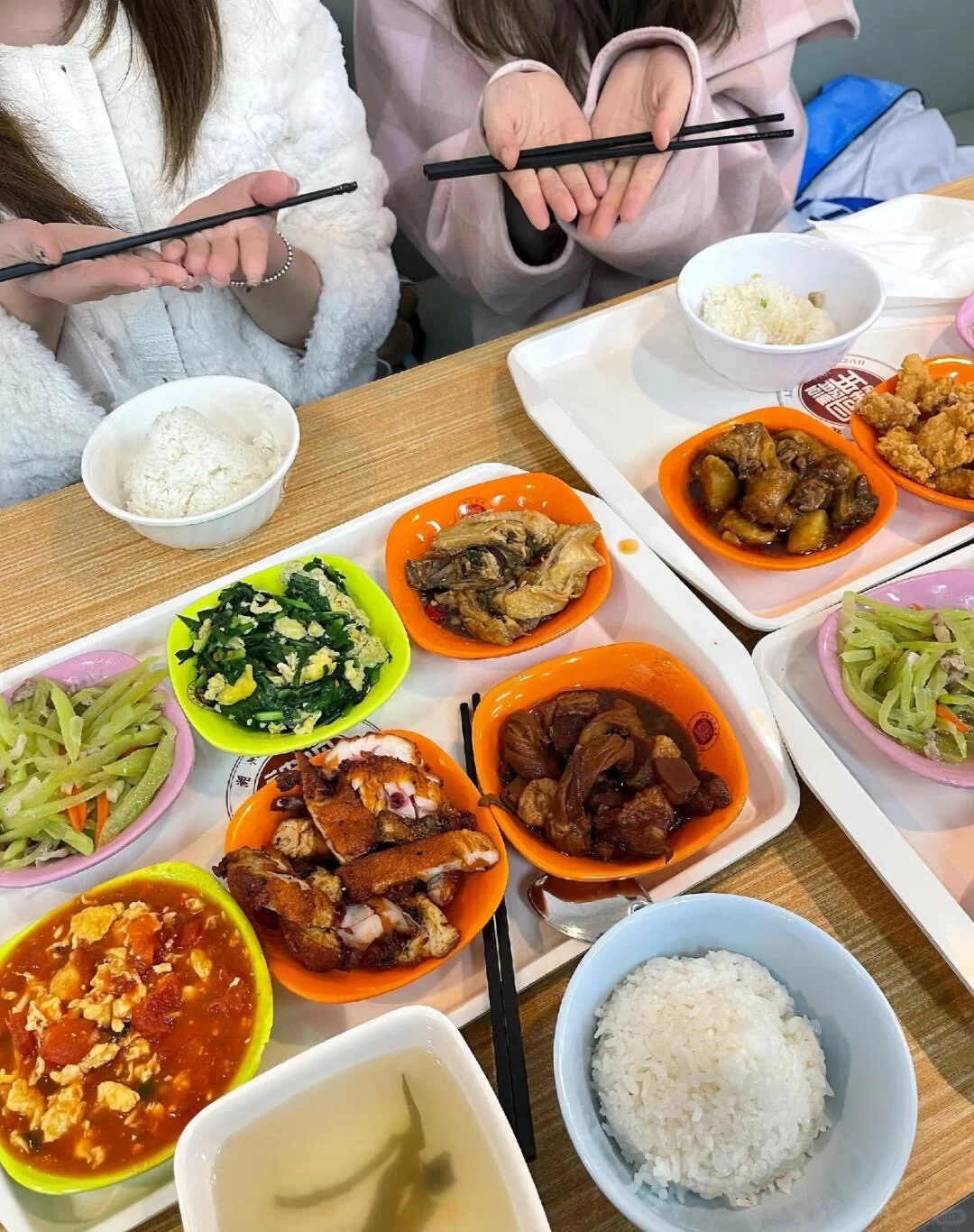 我们小厂内部招聘100人