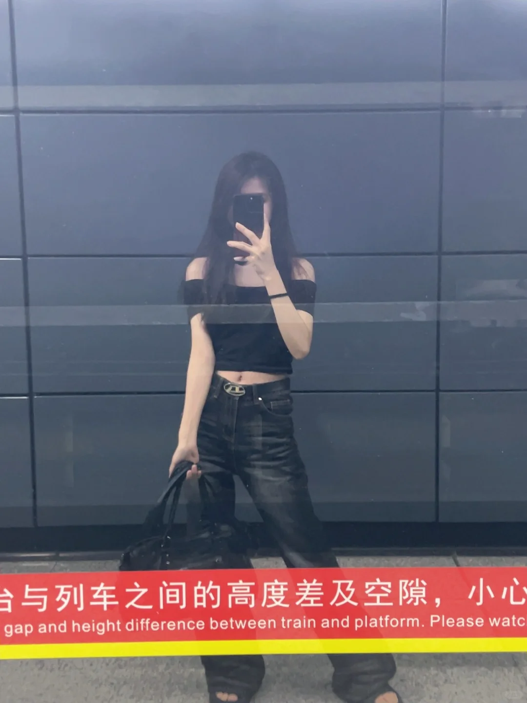 传媒公司 打着行政前台的幌子骗你去面试