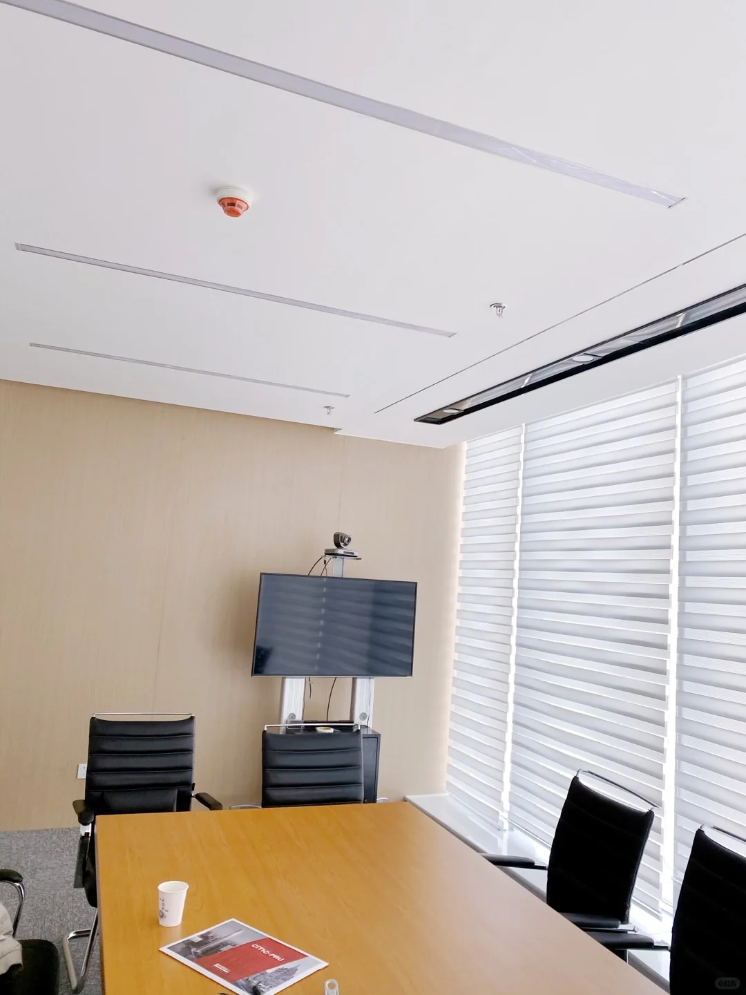 招聘 首月底薪3000元