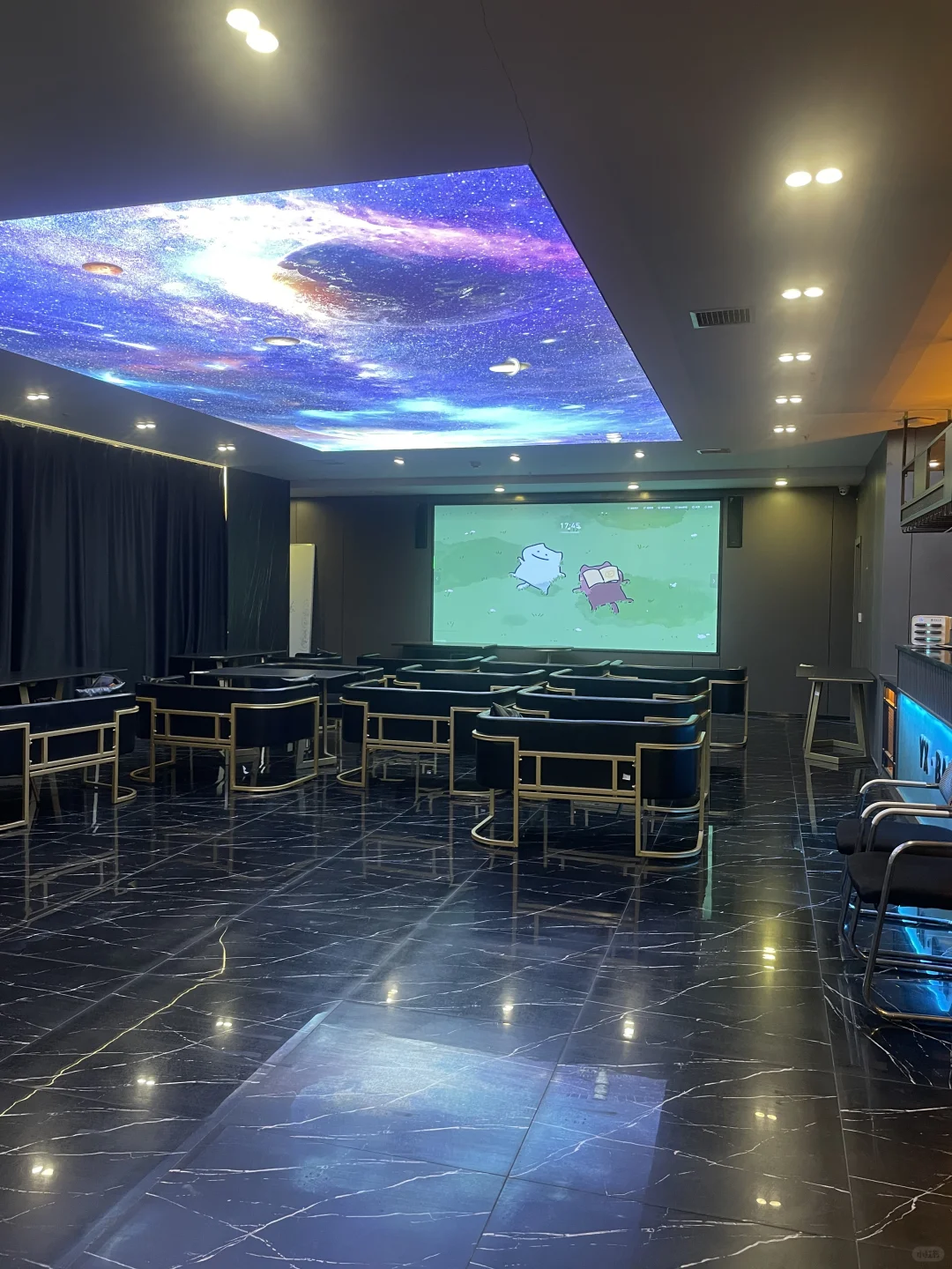 传媒公司开始招人啦🤲