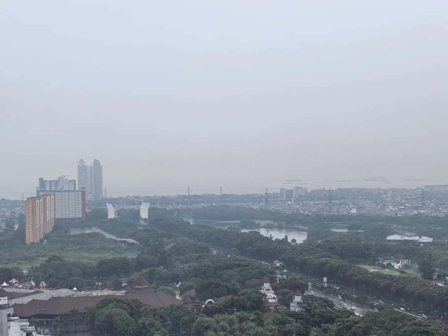 招聘本科大学毕业生