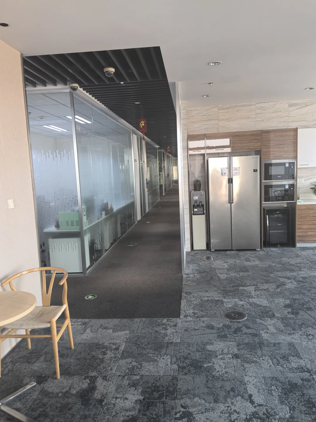 假装上班有限公司1.0版本正式成立了