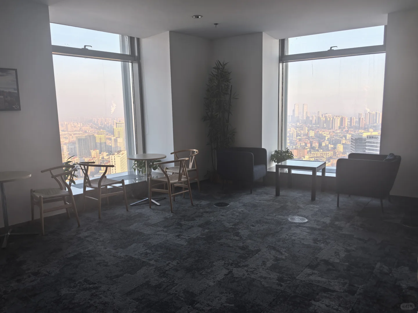 假装上班有限公司1.0版本正式成立了