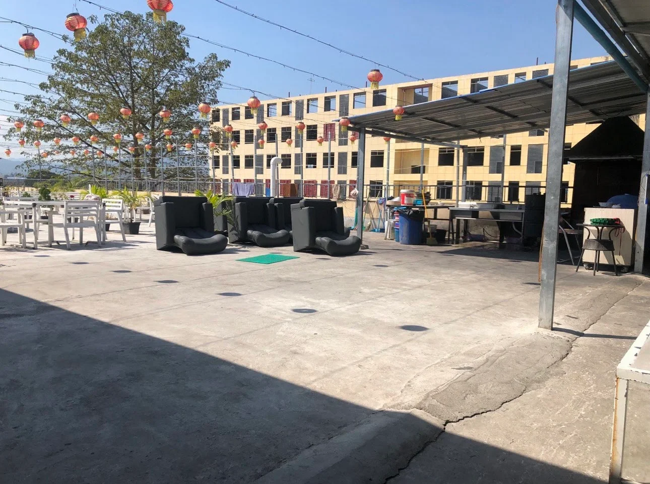 不小心找到了妙瓦底园区的真实照片......