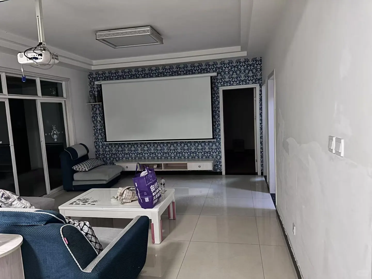 招聘办公室文员，园艺山