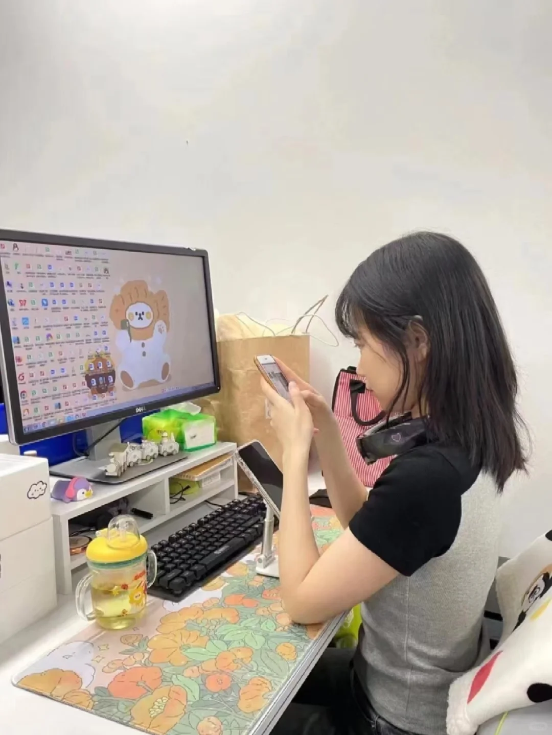 文员月8000+鸽子勿扰!