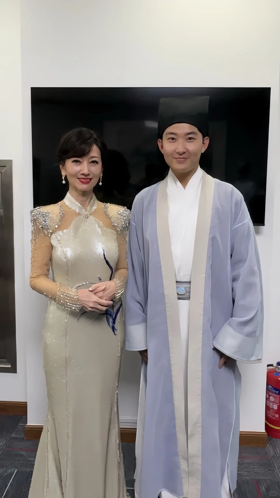 蛇年春晚大家看了吗，白蛇许仙凑齐✅我的星年仪式感 一起开麦唠春晚 记录我的春晚后