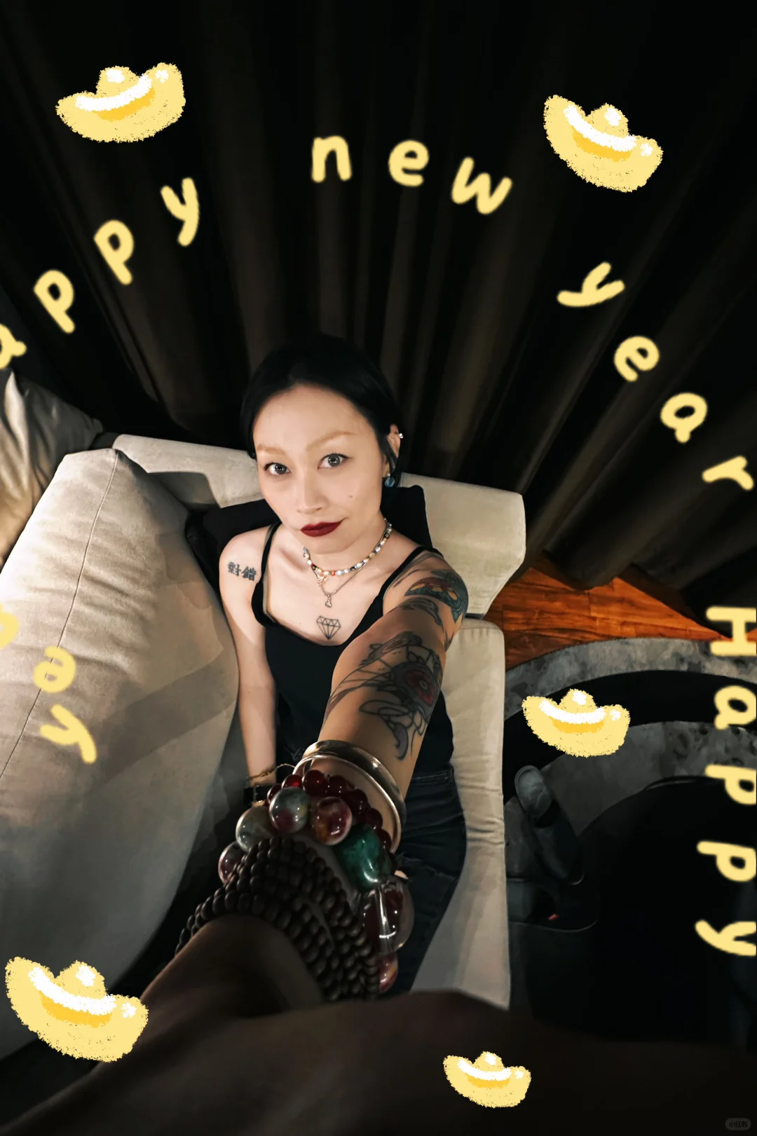 你们新年快乐啦！🪐️