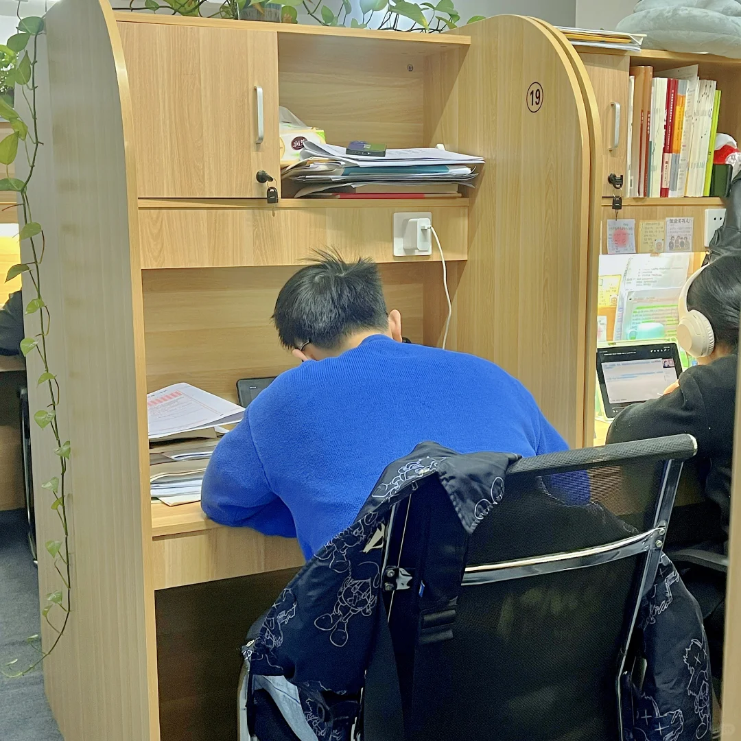 有五险一金！适合想留赣州又想考编的