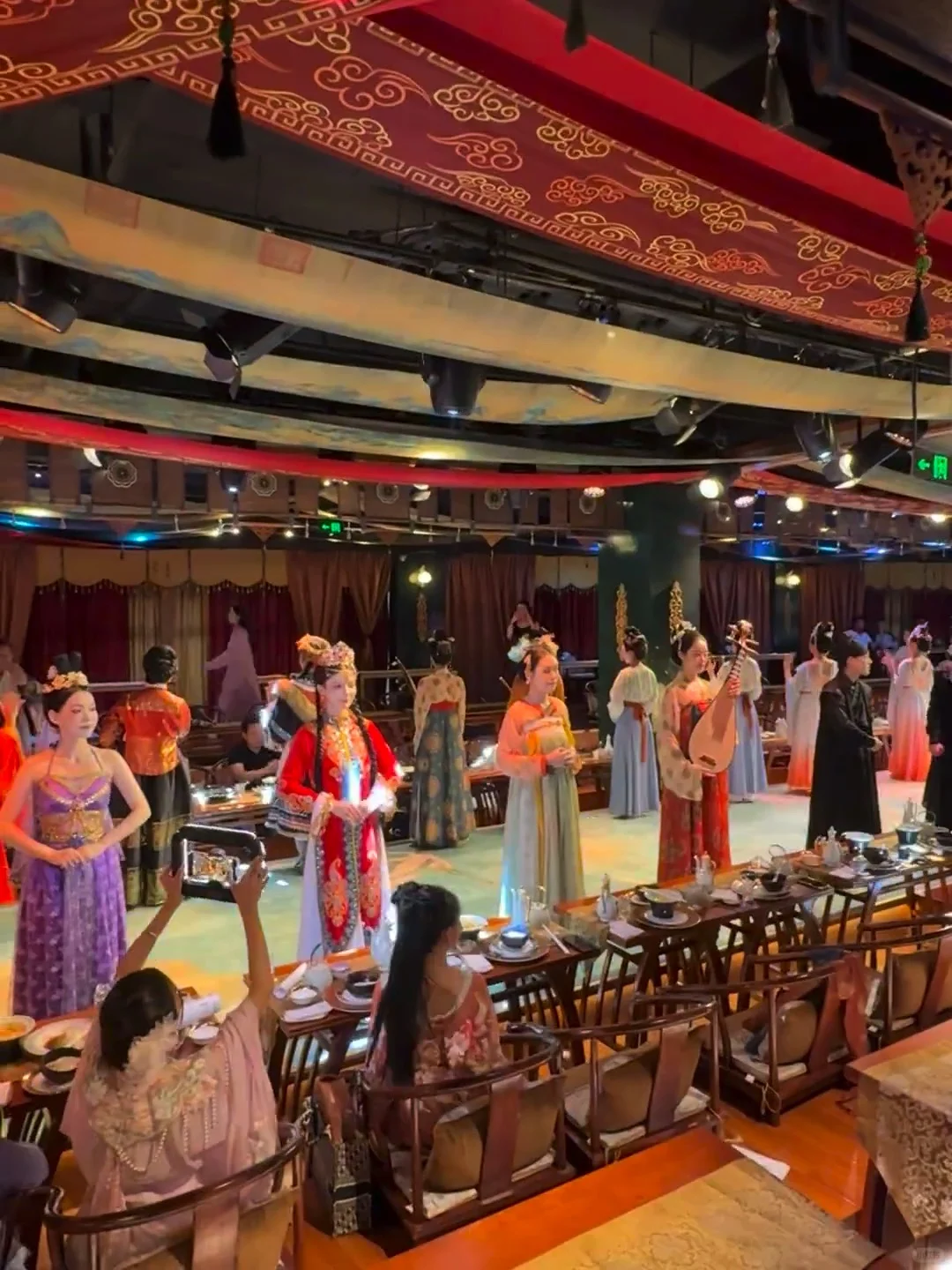 开工招募一天500+