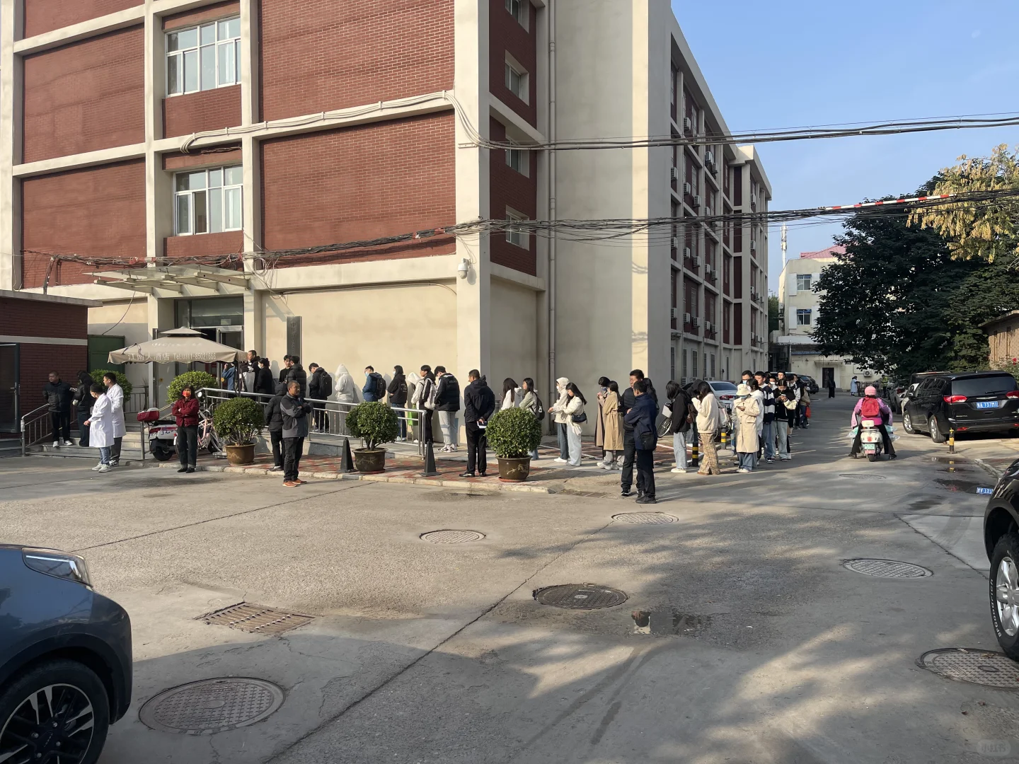 河北医科大学第二医院2024年招聘报名现场