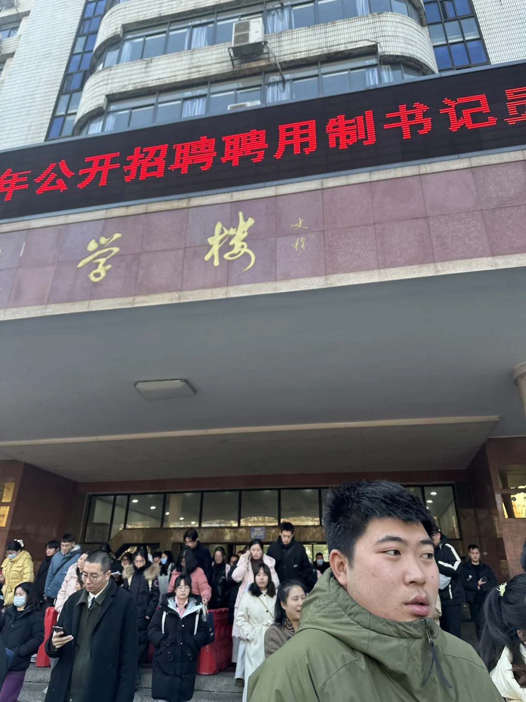 只要卷不死，就继续卷