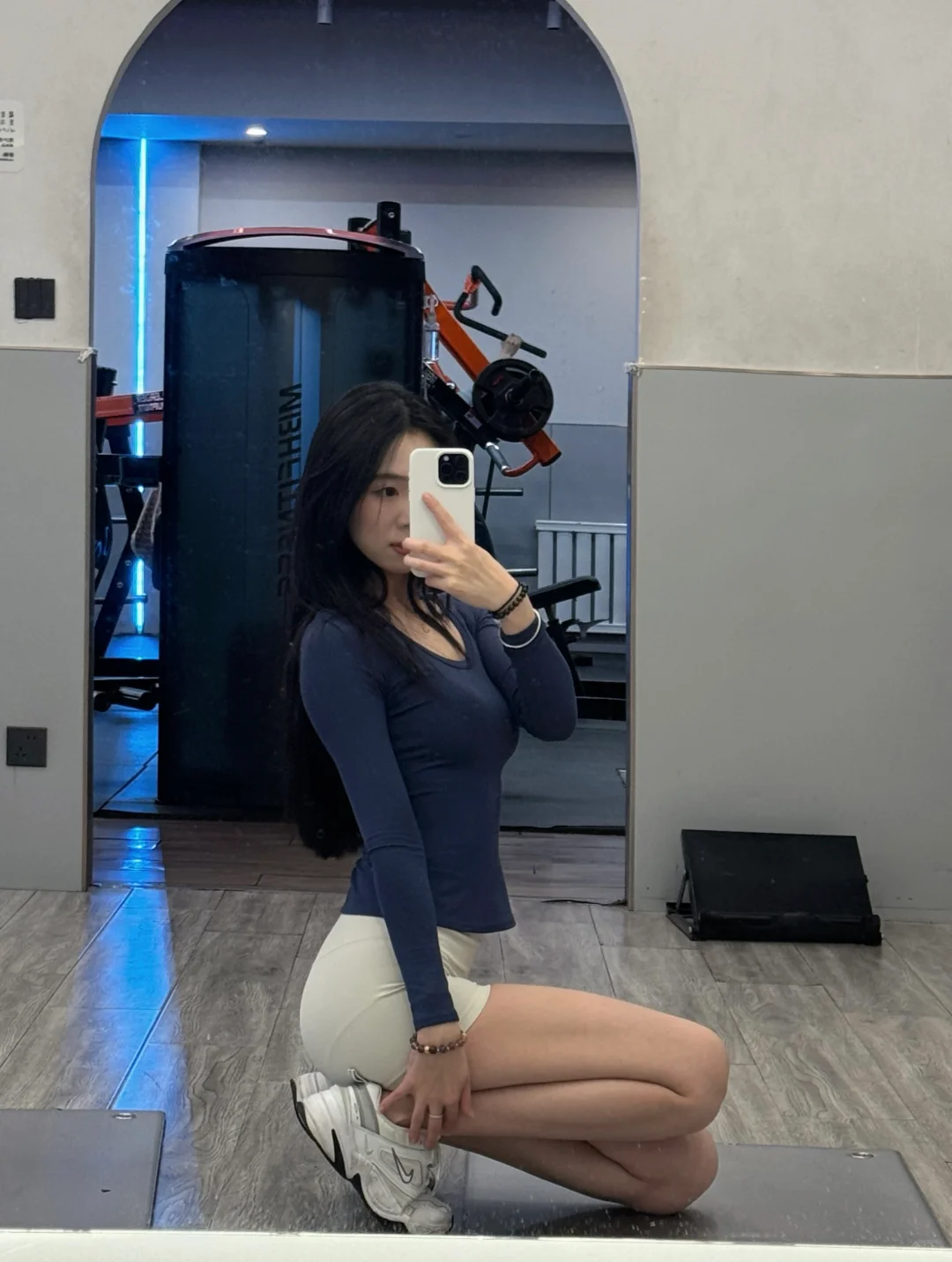 175/51kg 冬天健身保暖的神