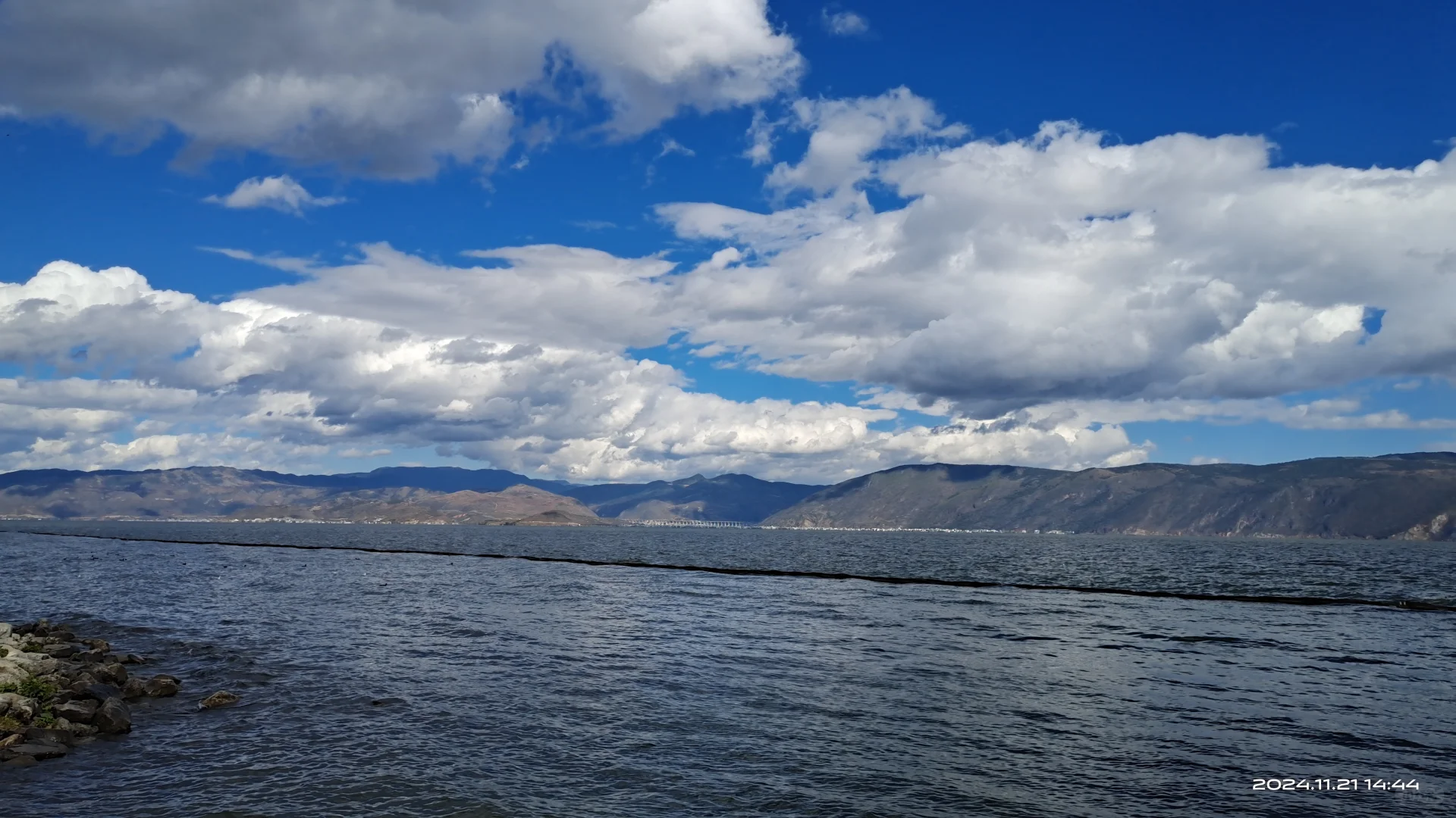 大理洱海边咖啡车招聘