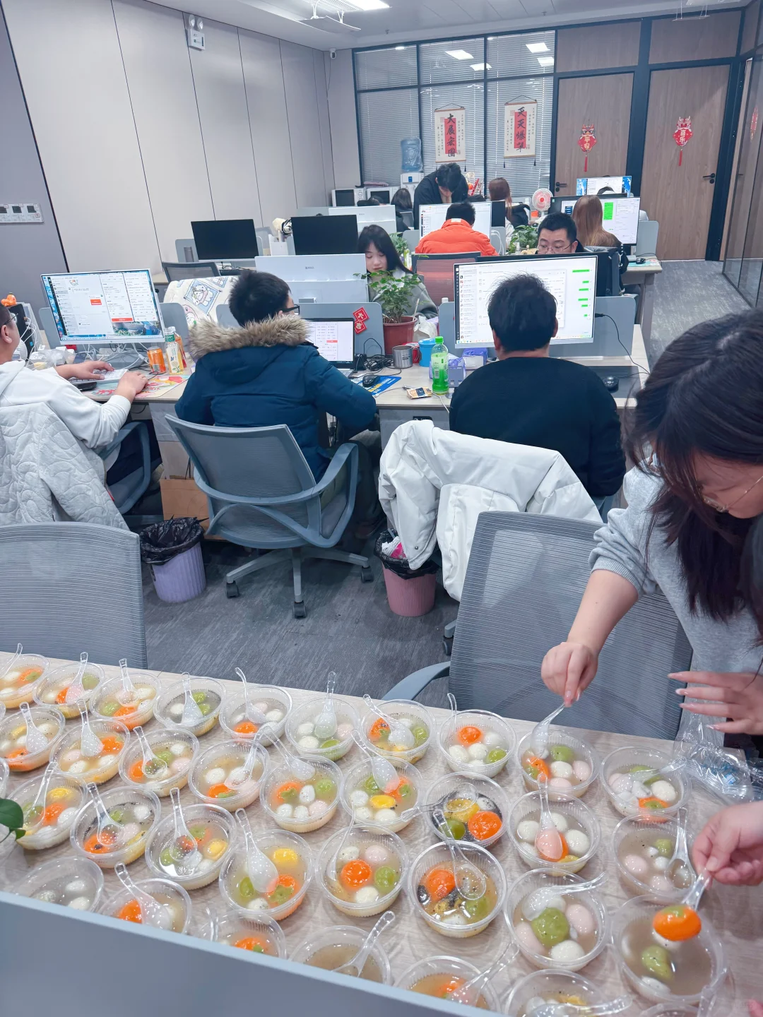 内推，薪资高，待遇好，有双休，有社保！