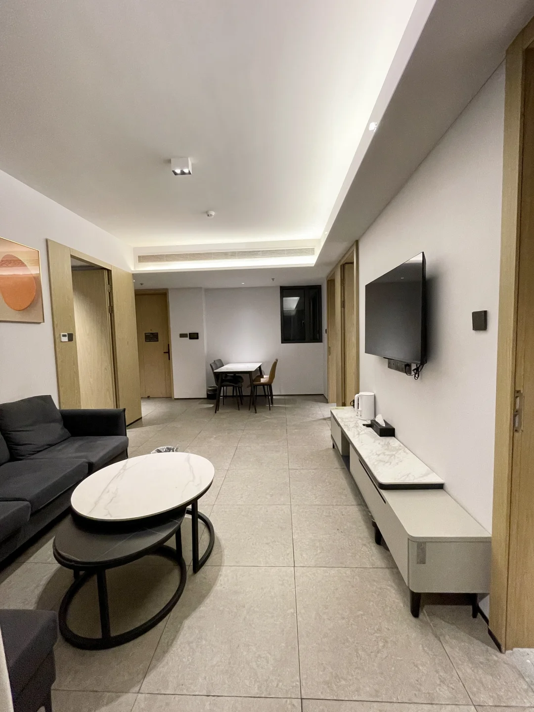 会展湾水岸 92 平朝南 3 房 此房业主出租