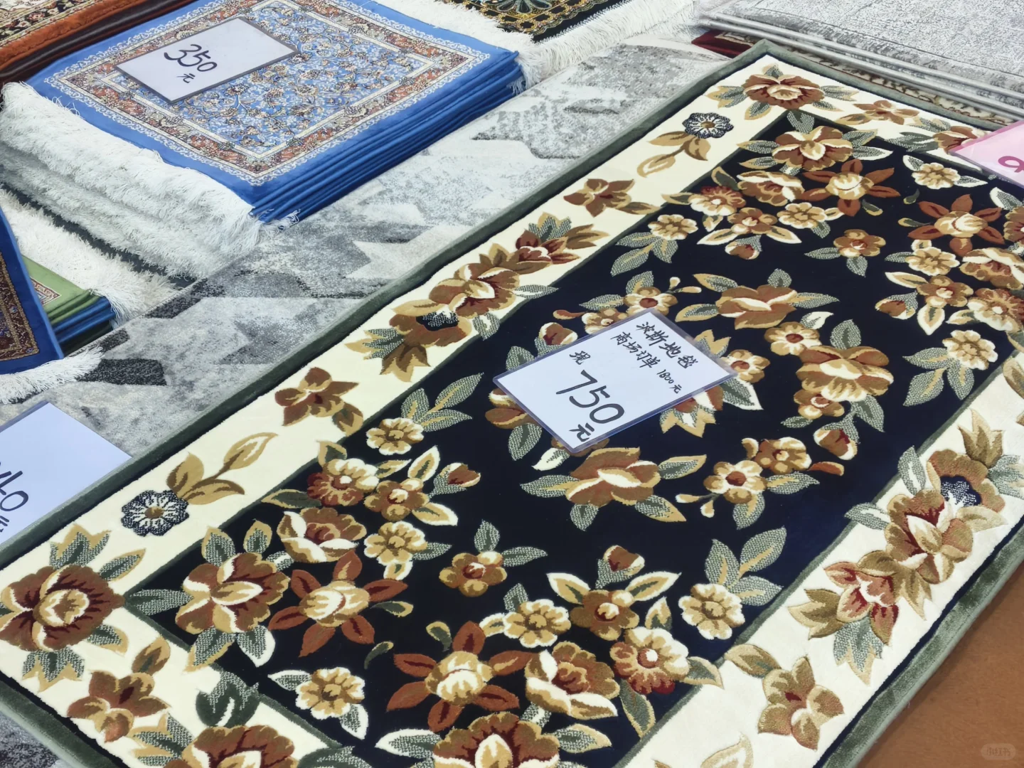 大学生兼职的一天｜勇闯展博会！！！