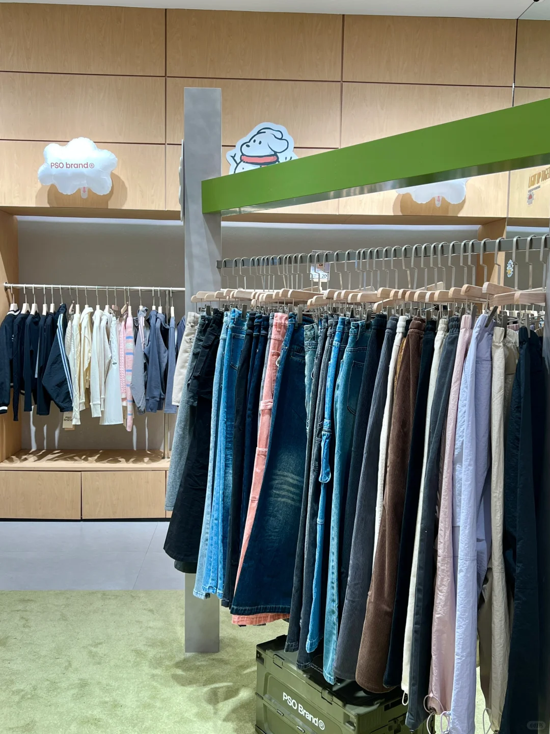 哈尔滨会展，女朋友一进去就消失了😧……