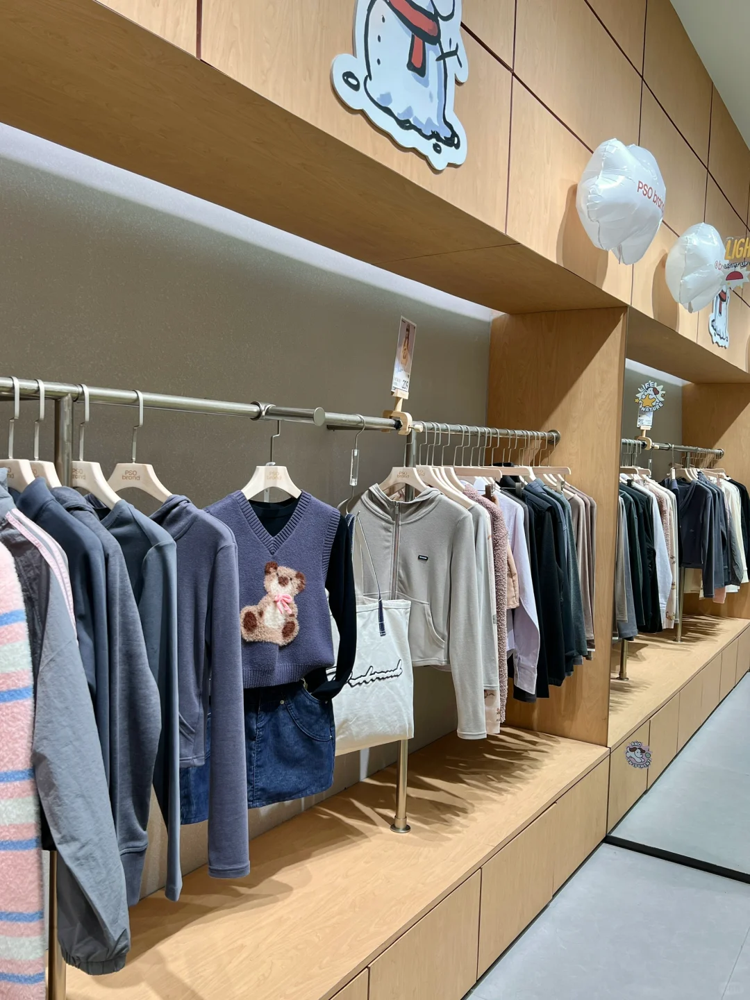 哈尔滨会展，女朋友一进去就消失了😧……