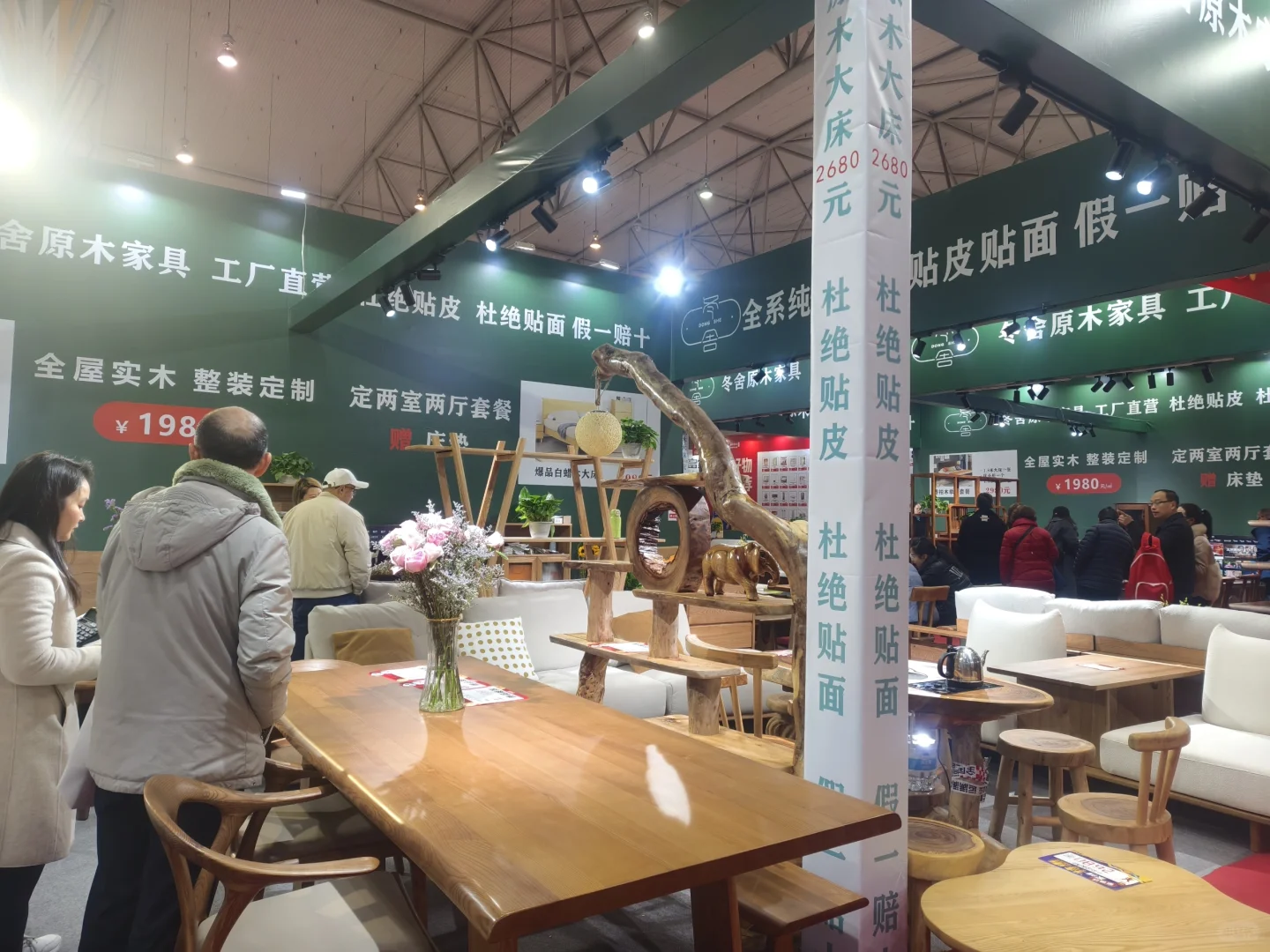 大学生兼职的一天｜勇闯展博会！！！