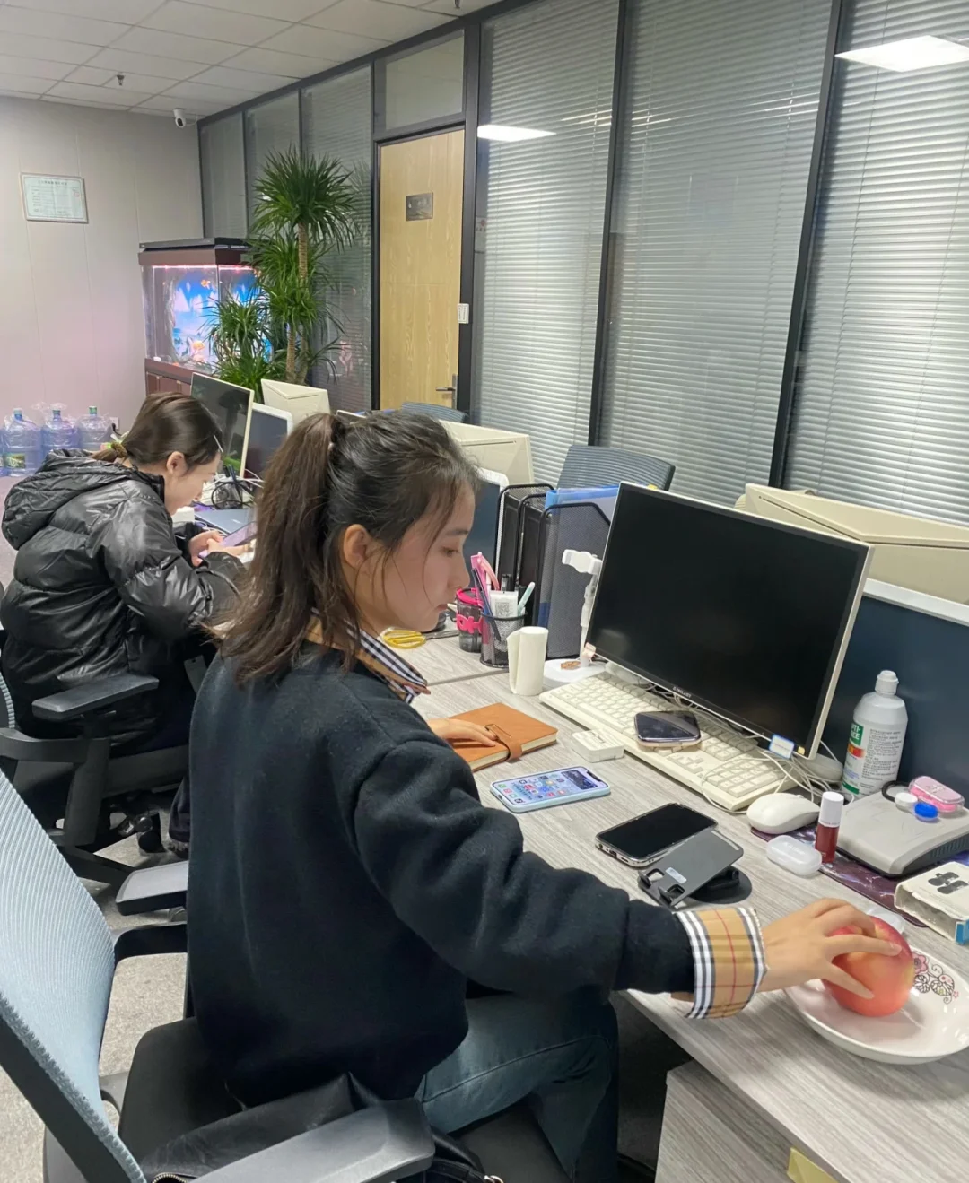 人事岗位:【工作职责】 负责公司招聘工作