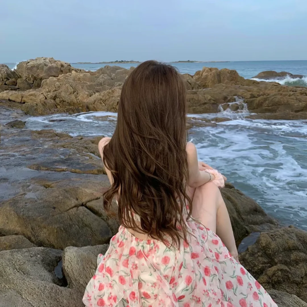 · 𝑆ℎ𝑎𝑟𝑒 | 女生头像🧚🏻‍♀️ 𝟎𝟑.𝟐𝟎