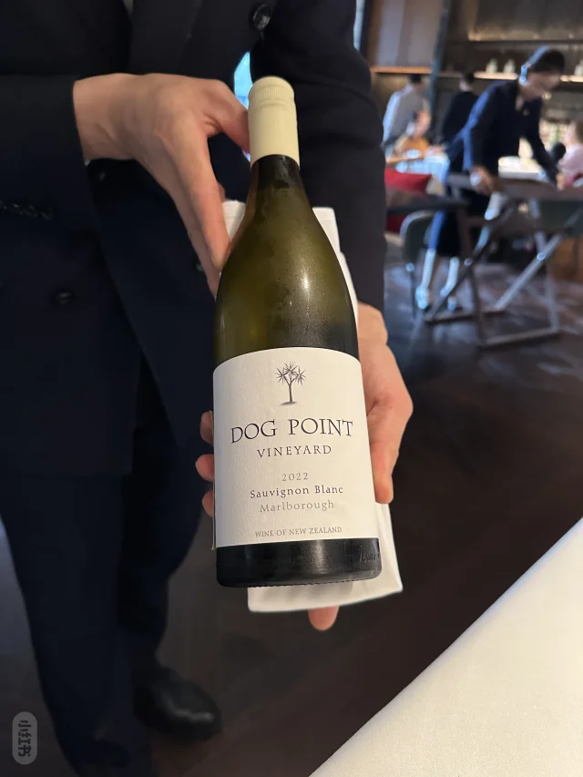 春节喝一瓶新荣记同款长相思