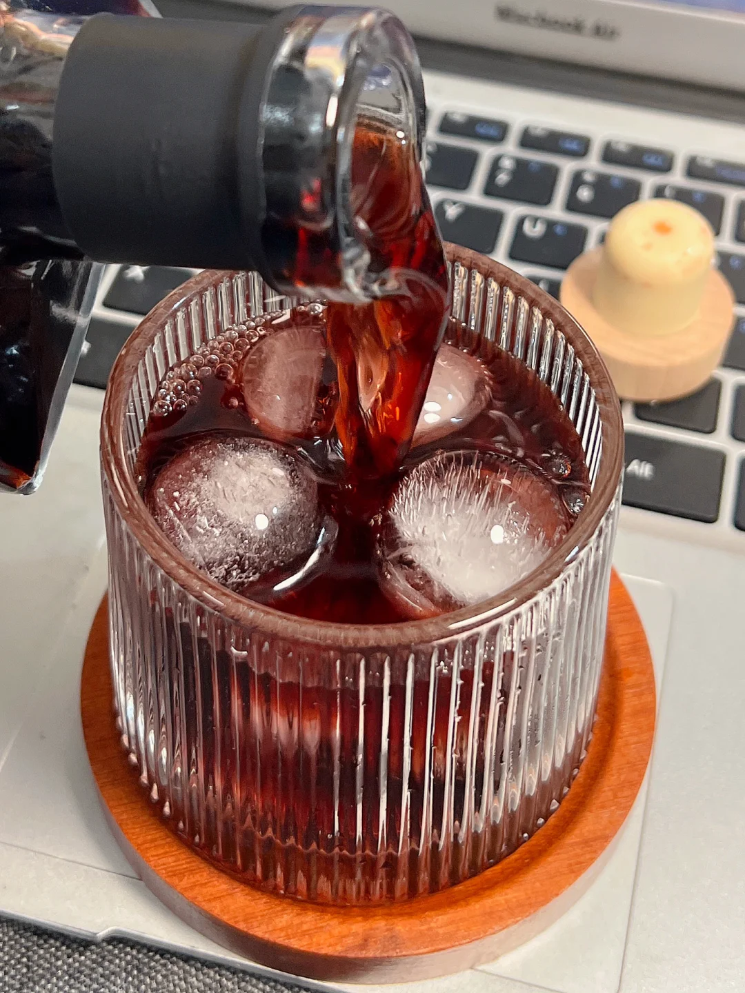 我爸：你那个冰酒再买多几瓶……😓