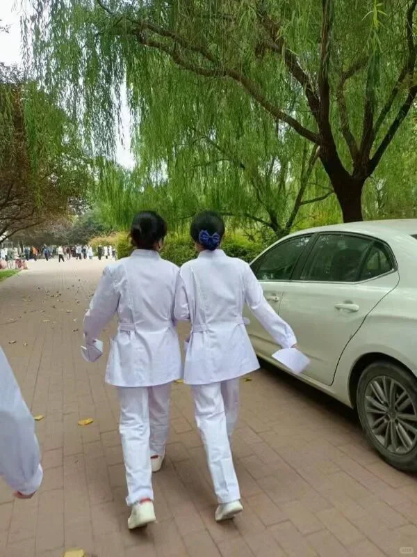 护理大专生，现在咱们最好的出路是…