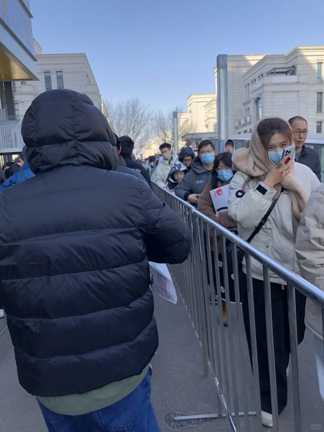 去了一趟，位置比较偏，人不少。